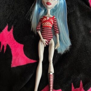 First Wave Ghoulia Monster High